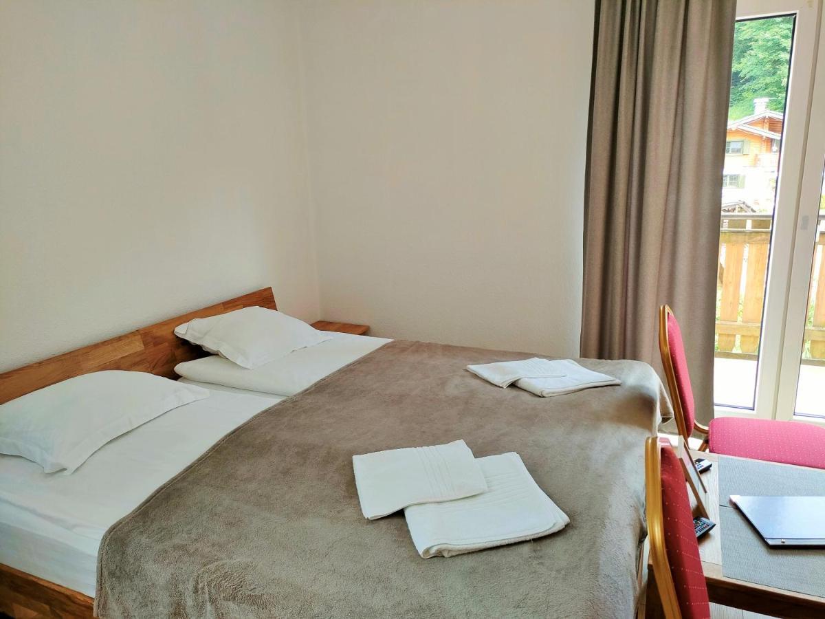 Am Berg Hotel-Restaurant 헤르츠베르크암하르츠 외부 사진