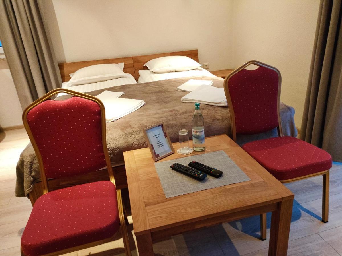 Am Berg Hotel-Restaurant 헤르츠베르크암하르츠 외부 사진